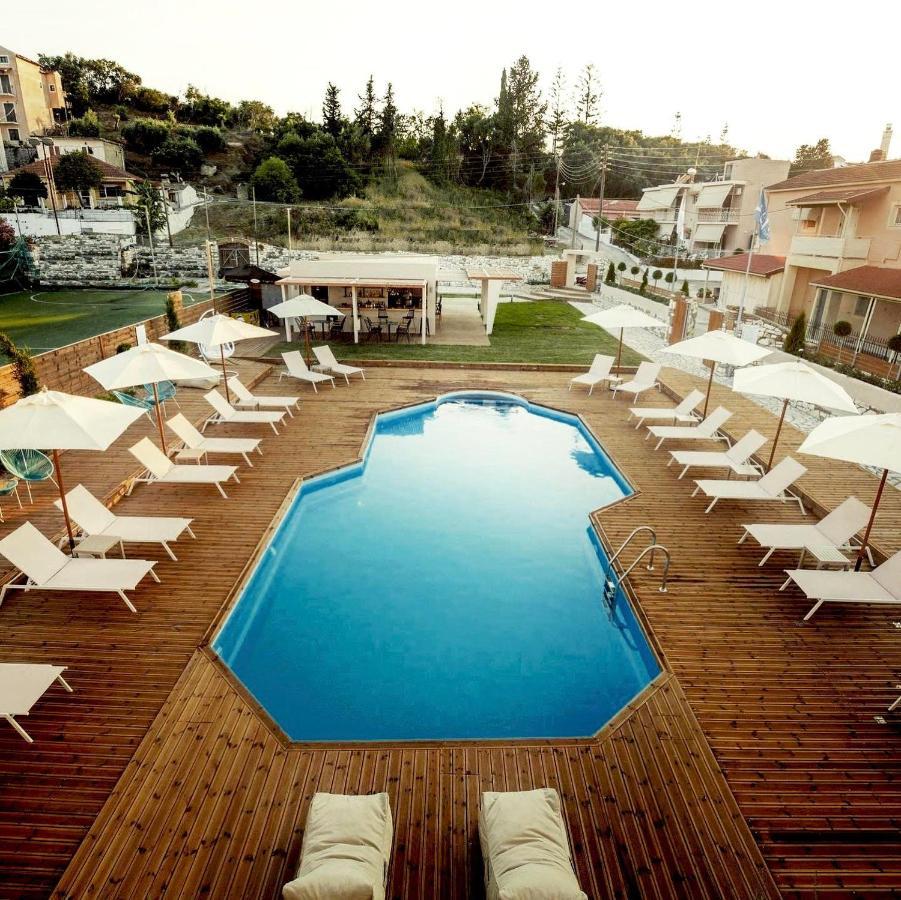 Nuevo Vista Bed & Breakfast Kavos Luaran gambar